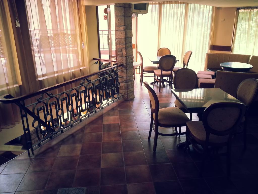 Boliari Hotel Veliko Tŭrnovo Exterior photo